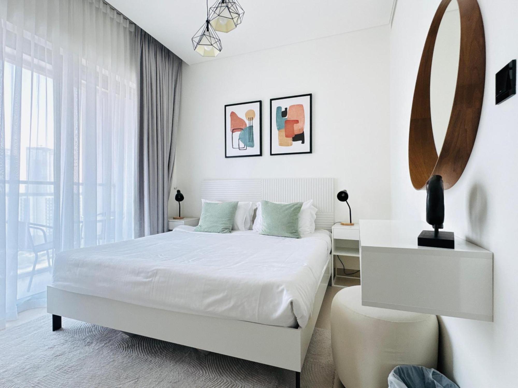 Apartment Creek Views 1 Bedroom Mins To Downtown In Sobha Creek Vistas *